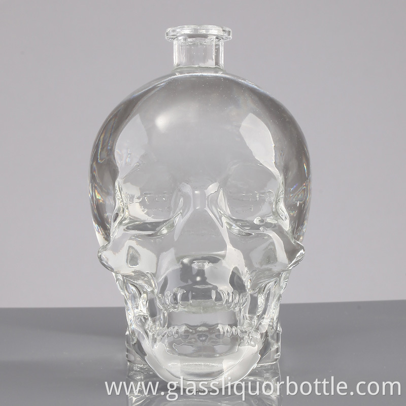 Customized Skull Glass Bottles